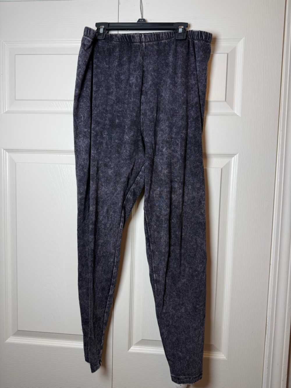 Zenana‎ Acid Wash Leggings Size 2X